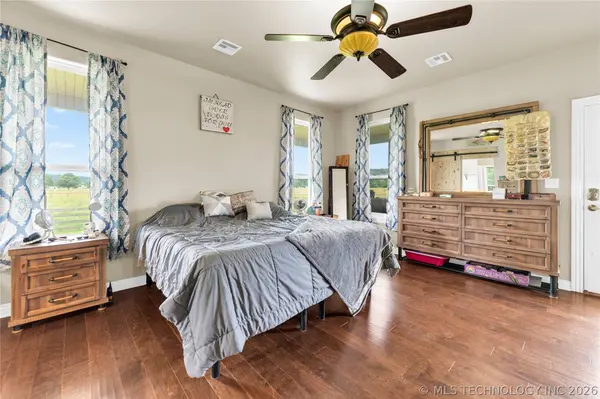 56885 County Road 660, Colcord, OK 74338
