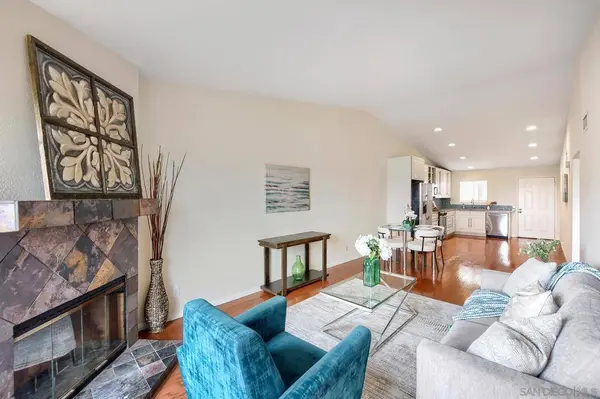 4794 Arizona #303, San Diego, CA 92116