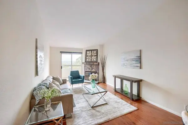 4794 Arizona #303, San Diego, CA 92116