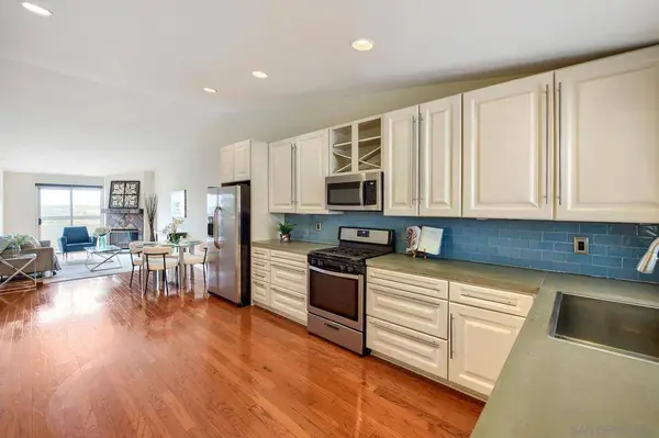 4794 Arizona #303, San Diego, CA 92116