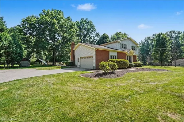 2053 Walker Mill RD, Youngstown, OH 44514