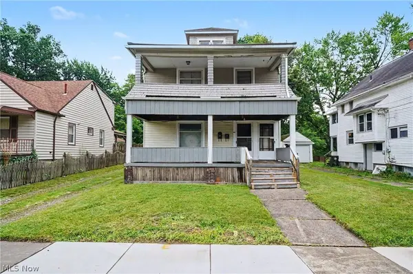 254-256 Lowell AVE NE