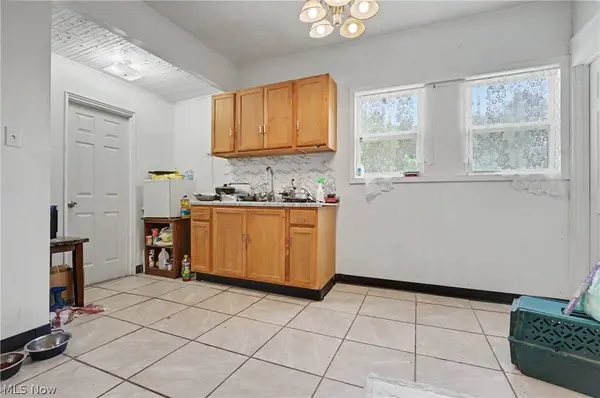 1536 Clay ST, Youngstown, OH 44506