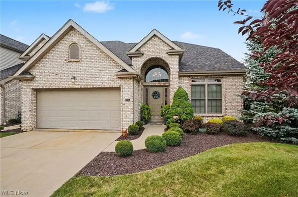 603 Prestwick CT, Columbiana, OH 44408