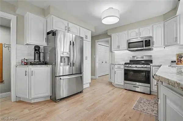 118 Robinwood DR, New Middletown, OH 44442