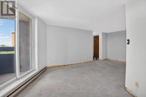 2000 Jasmine CRES #606, Ottawa, ON K1J8K4