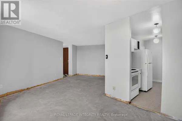 2000 Jasmine CRES #606, Ottawa, ON K1J8K4