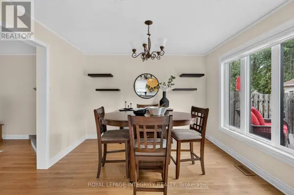 1692 TOULOUSE CRESCENT, Ottawa, ON K1C6K3