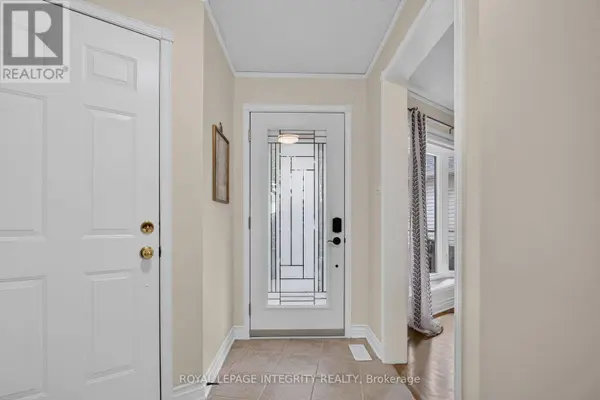 1692 TOULOUSE CRESCENT, Ottawa, ON K1C6K3
