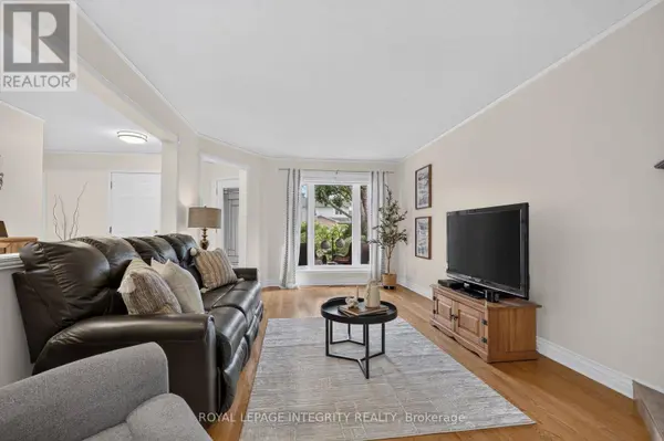 1692 TOULOUSE CRESCENT, Ottawa, ON K1C6K3