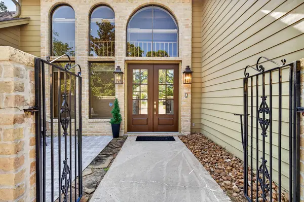 589 Brandon RD, Conroe, TX 77302