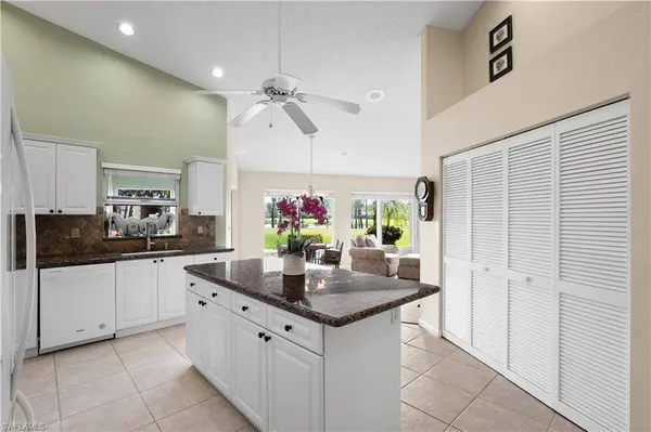 4570 Ashton CT, Naples, FL 34112
