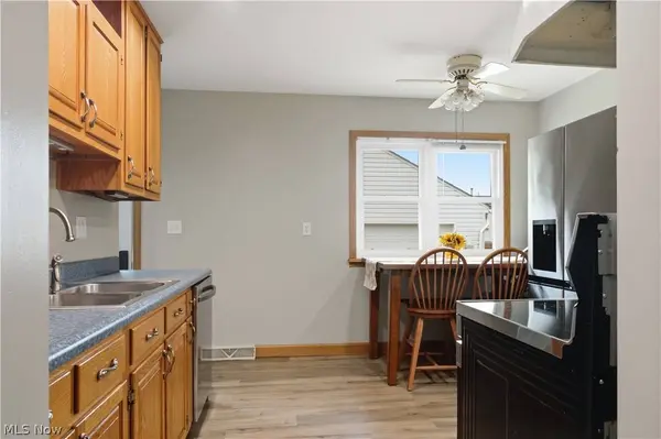 1136 Parkside AVE, Alliance, OH 44601