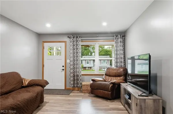 1136 Parkside AVE, Alliance, OH 44601