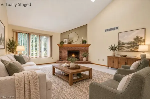 101 Golf DR, Cortland, OH 44410