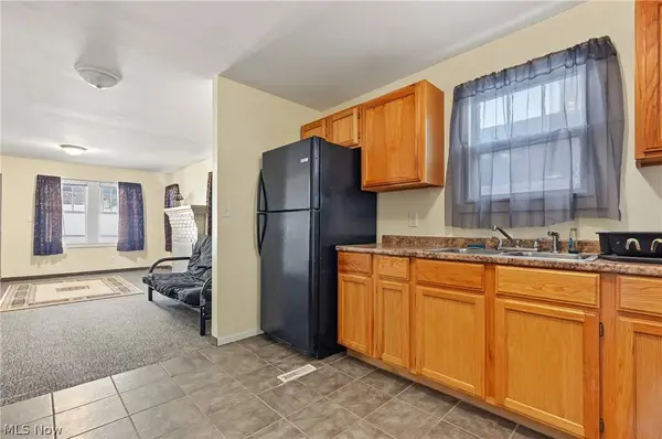 957 E Dewey AVE, Youngstown, OH 44502