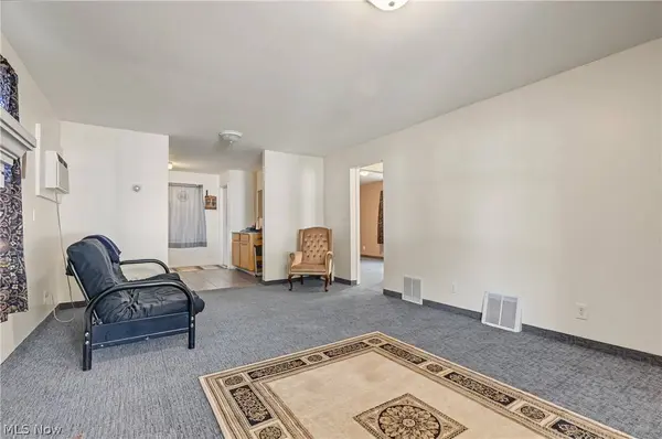 957 E Dewey AVE, Youngstown, OH 44502