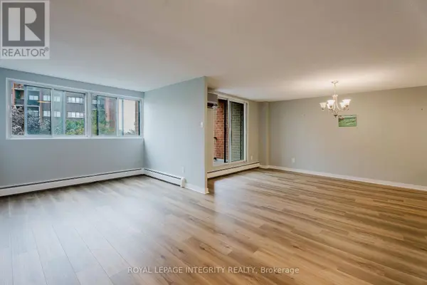 2650 Southvale CRES #212, Ottawa, ON K1B4S9