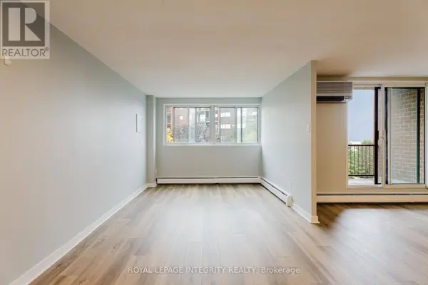 2650 Southvale CRES #212, Ottawa, ON K1B4S9