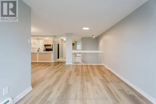 2650 Southvale CRES #212, Ottawa, ON K1B4S9