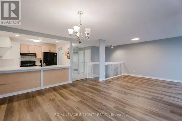 2650 Southvale CRES #212, Ottawa, ON K1B4S9
