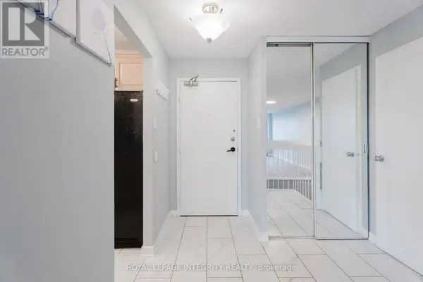 2650 Southvale CRES #212, Ottawa, ON K1B4S9