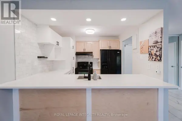 2650 Southvale CRES #212, Ottawa, ON K1B4S9