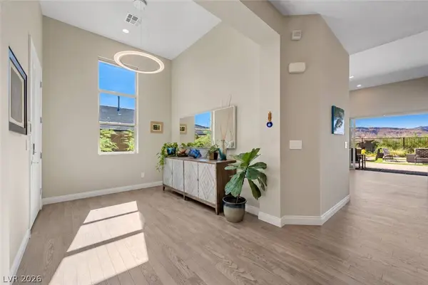 12517 Skyracer DR, Las Vegas, NV 89138
