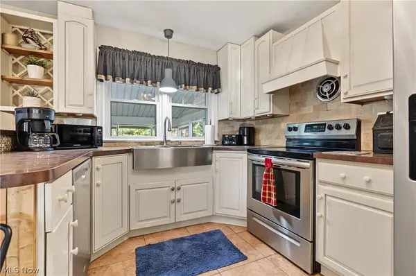 6990 Mill Creek BLVD, Youngstown, OH 44512