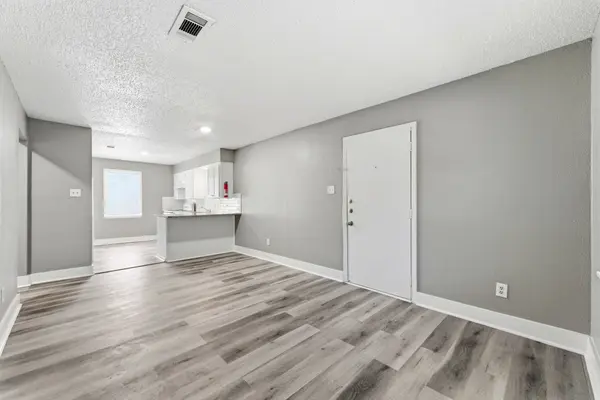 16957 Rabon Chapel RD #16, Montgomery, TX 77316