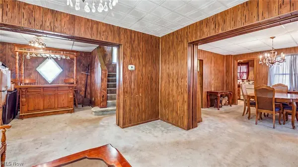 264 Valley DR, Youngstown, OH 44505