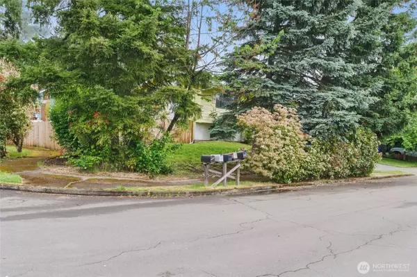 15212 NE 74th ST, Vancouver, WA 98682