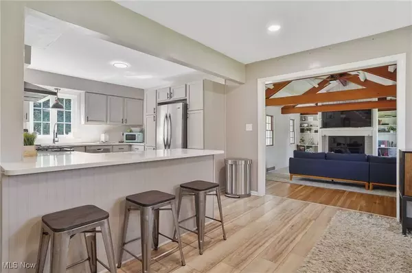 3430 Logan WAY, Youngstown, OH 44505