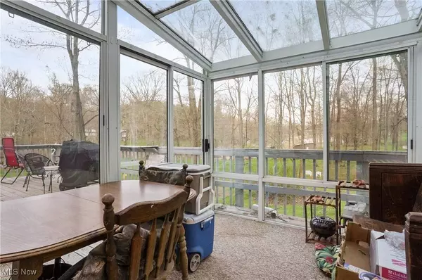 47401 Tomahawk DR, Negley, OH 44441