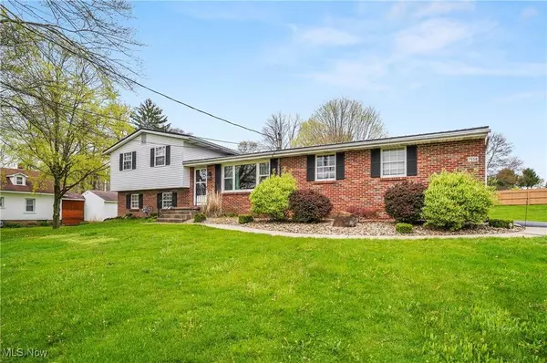 7558 State Route 164, Lisbon, OH 44432