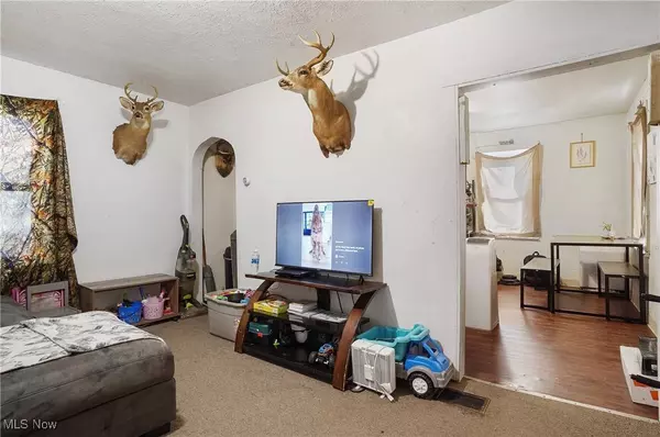 11849 South AVE, North Lima, OH 44452