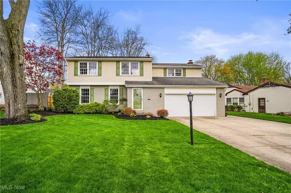 8040 Aquadale DR, Boardman, OH 44512