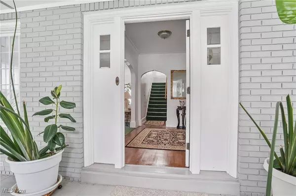 1829 Coronado AVE, Youngstown, OH 44504