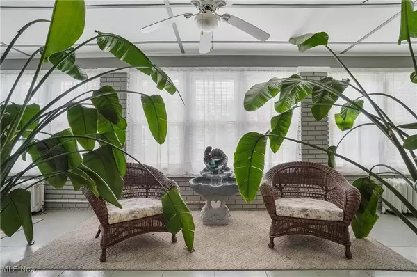 1829 Coronado AVE, Youngstown, OH 44504