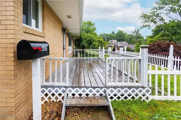 600 Elson ST, East Liverpool, OH 43920