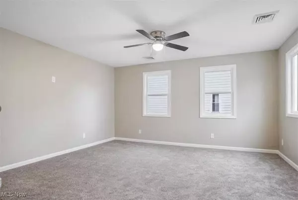 151 E 5th ST, Salem, OH 44460