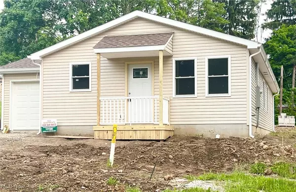 151 E 5th ST, Salem, OH 44460