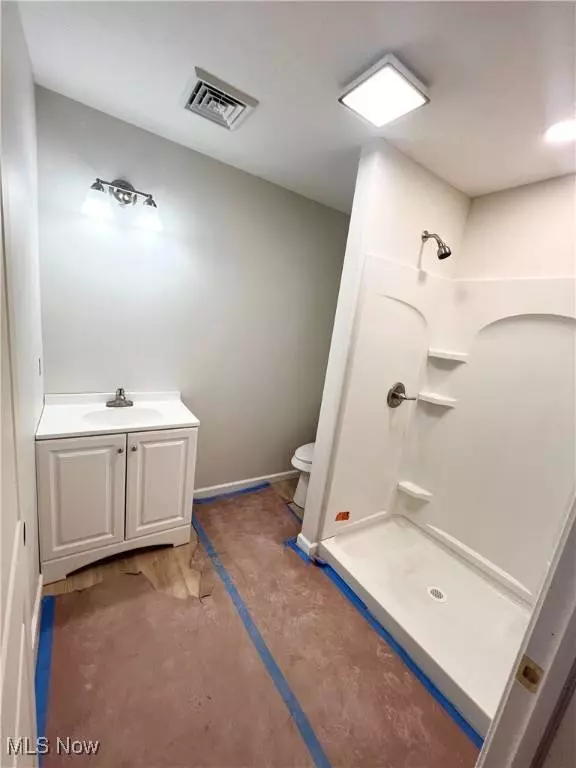 151 E 5th ST, Salem, OH 44460