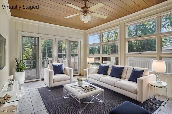 7986 Spartan DR, Boardman, OH 44512