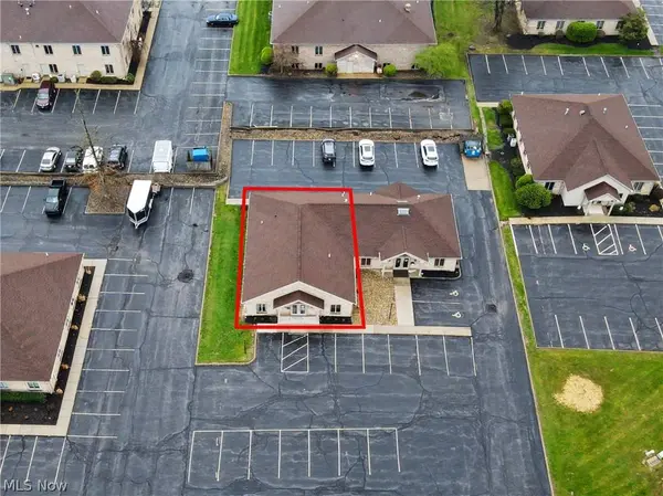 819 Southwestern RUN, Poland, OH 44514