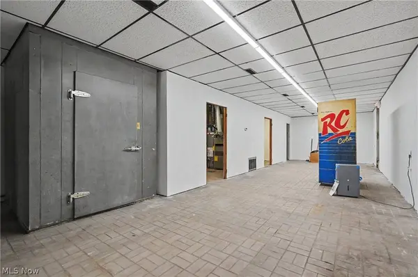 910 Erie ST S, Massillon, OH 44646