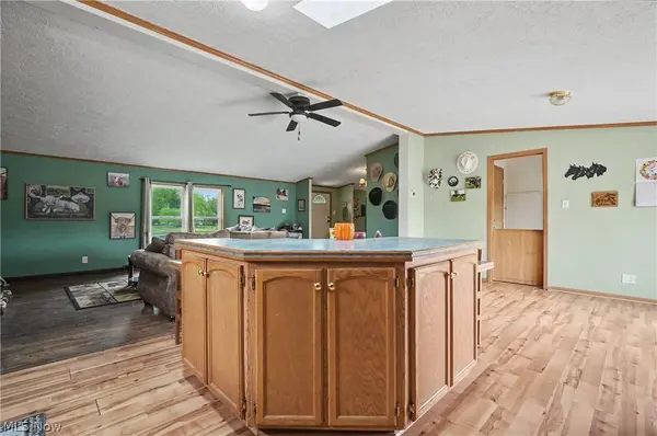 788 State Route 88 NE, Bristolville, OH 44402