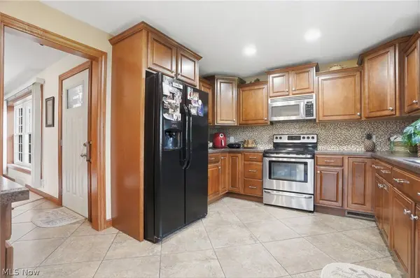 359 Walnut ST, Leetonia, OH 44431
