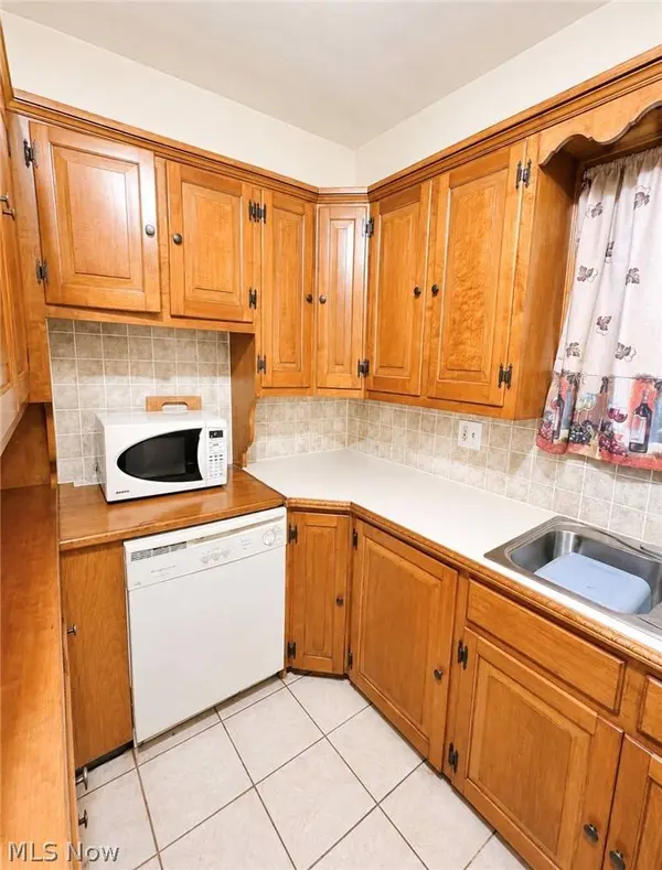 740 E Philadelphia AVE, Youngstown, OH 44502