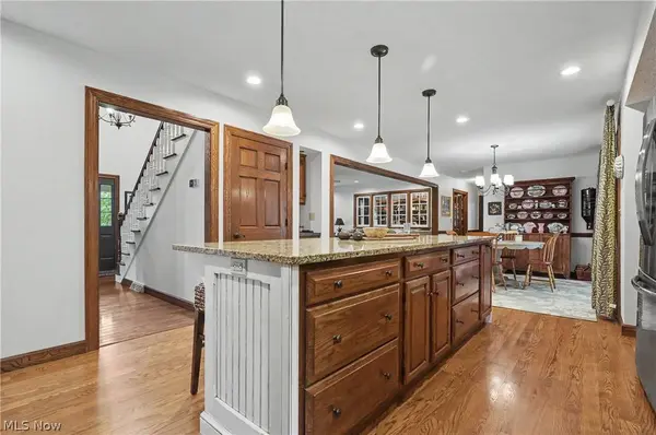 115 Queens LN, Canfield, OH 44406